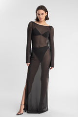 Claudia, vestido, malla, escote, espalda abierta, sensual, verano, noche, vacaciones, modelo pelo corto, fondo blanco, look completo, parte delantera.