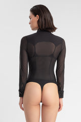 Bodysuit, camisa, thong, elegante, malla, transparente, cuello, puños, negro, vaquero, parte de atras, modelo pelo corto