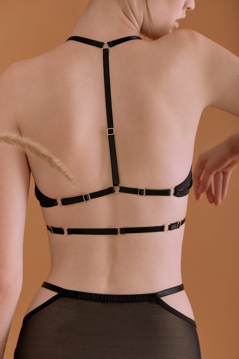 NAOMI TRIANGLE BRA BLACK